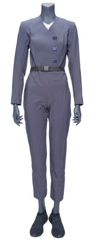 Lot #221: Generational Ship Uniform ### STAR TREK: DISCOVERY (TV SERIES, 2017-2024)