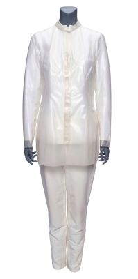 Lot #222: Barzan Mother's (Ana Sani) Tikhov Uniform ### STAR TREK: DISCOVERY (TV SERIES, 2017-2024)