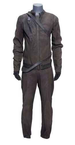 Lot #228: Ryn's (Noah Averbach-Katz) Distressed Costume ### STAR TREK: DISCOVERY (TV SERIES, 2017-2024)