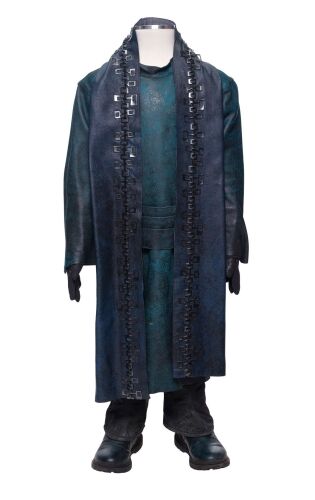 Lot #255: Leto's (Luca Doulgeris) Kweijian Costume ### STAR TREK: DISCOVERY (TV SERIES, 2017-2024)