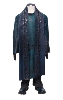 Lot #255: Leto's (Luca Doulgeris) Kweijian Costume ### STAR TREK: DISCOVERY (TV SERIES, 2017-2024)