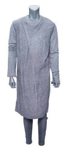 Lot #256: Young Su'Kal's (David Benjamin Tomlinson) Costume ### STAR TREK: DISCOVERY (TV SERIES, 2017-2024)