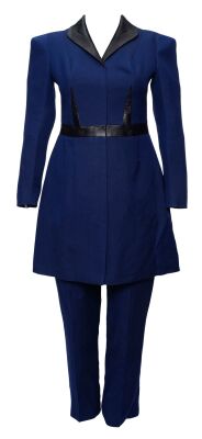 Lot #263: President Laira Rillak's (Chelah Horsdal) Meeting Costume ### STAR TREK: DISCOVERY (TV SERIES, 2017-2024)