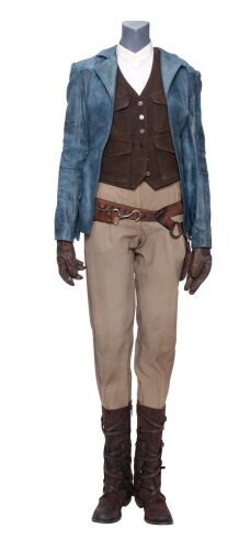 Lot #335: Michael Burnham's (Sonequa Martin-Green) Coda Workwear ### STAR TREK: DISCOVERY (TV SERIES, 2017-2024)