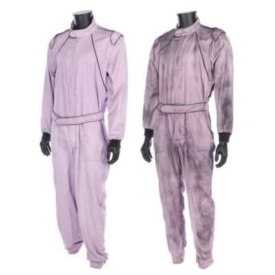 315. Lister (Craig Charles) and Kryten's (Robert Llewellyn) Prisoner Outfits ### RED DWARF (TV SERIES, 1988-2020)