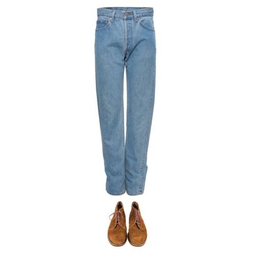 43. Detective Nick Curran's (Michael Douglas) Jeans and Shoes ### BASIC INSTINCT (1992)