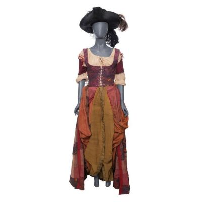 131. Morgan Adams' (Geena Davis) Bloodied Ensemble ### CUTTHROAT ISLAND (1995)
