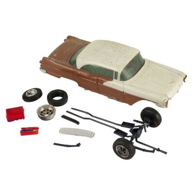 251. 1956 Pontiac Car Model Miniature ### GHOSTBUSTERS (1984)