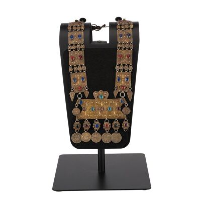 362. Siddhartha's (Keanu Reeves) Temple Necklace ### LITTLE BUDDHA (1993)