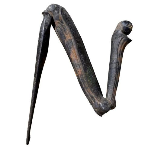 577. Full-Size Battle-Damaged Arachnid Warrior Back Leg ### STARSHIP TROOPERS (1997)