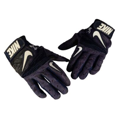 544. Pair of Ken Griffey Jr.'s Game-Used Batting Gloves ### SPORTS MEMORABILIA