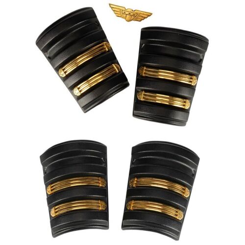 336. Council Judge Insignia Pin with Two Pairs of Epaulettes ### JUDGE DREDD (1995)