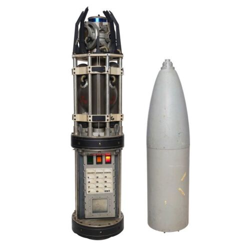 58. Planet Hollywood Collection: Light-Up B83 Nuclear Bomb and Bomb Casing ### BROKEN ARROW (1996)