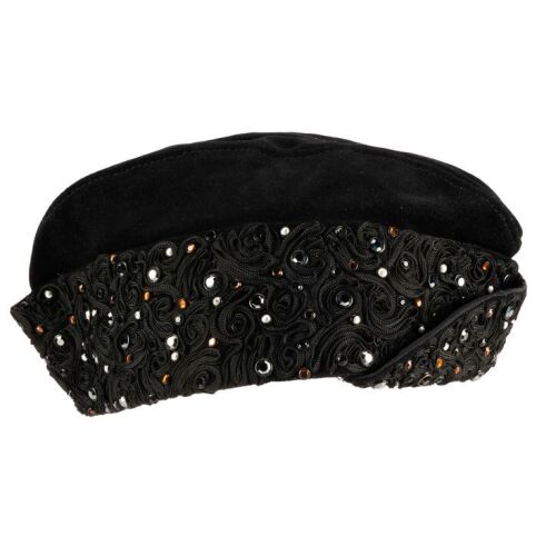 64. Prince Akeem's (Eddie Murphy) Screen-Matched Kufi Cap ### COMING TO AMERICA (1988)