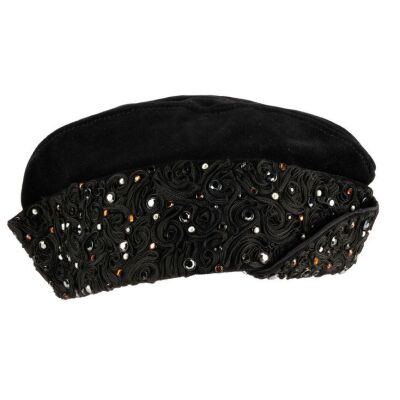64. Prince Akeem's (Eddie Murphy) Screen-Matched Kufi Cap ### COMING TO AMERICA (1988)