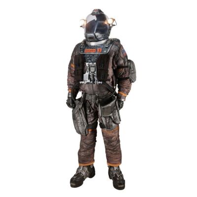 85. Cooper's (Richard T. Jones) Light-Up Spacesuit ### EVENT HORIZON (1997)