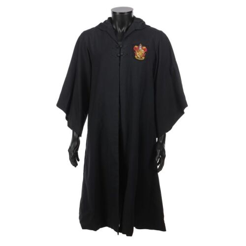 147. Harry Potter's (Daniel Radcliffe) Gryffindor Robe ### HARRY POTTER AND THE CHAMBER OF SECRETS (2002)