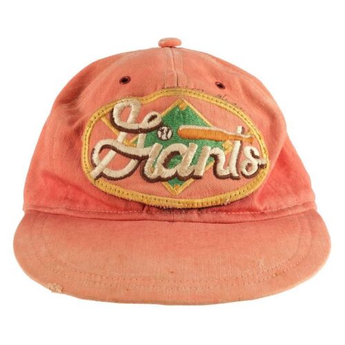 165. Russell "Big Russ" Thompson Sr.'s (Matt Frewer) Giants Baseball Cap ### HONEY, I SHRUNK THE KIDS (1989)