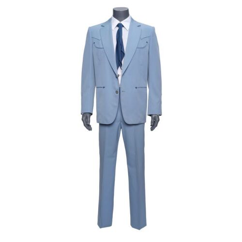 213. Dawn Moore Collection: Clayton Moore's Personal Appearance "Lone Ranger Blue" Suit ### THE LONE RANGER (T.V. SERIES, 1949 - 1957)