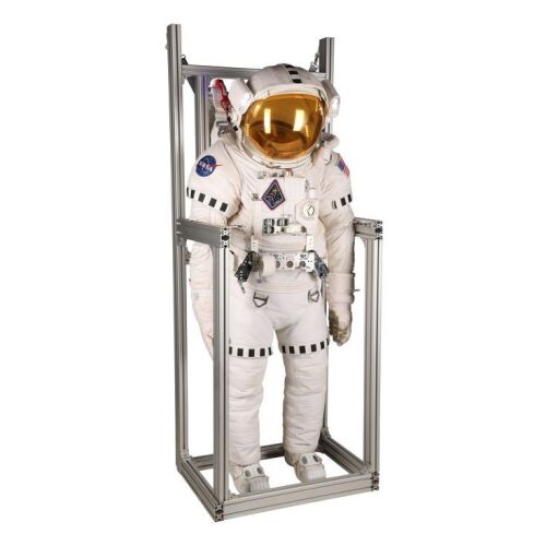 226. Mark Watney's (Matt Damon) Light-Up EVA Suit with Screen-Matched Mission Badge ### THE MARTIAN (2015)