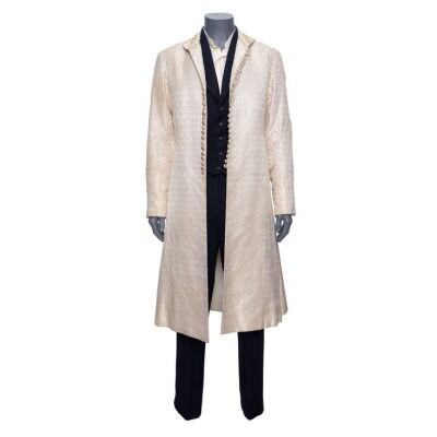 248. Christian's (Ewan McGregor) Sitar Player Costume with Screen-Matched Coat ### MOULIN ROUGE! (2001)