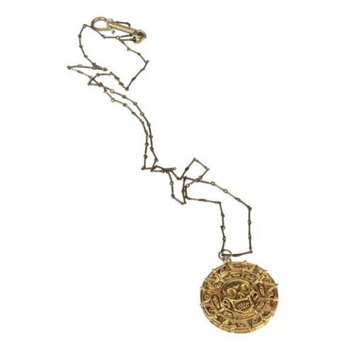 271. Cursed Aztec Medallion Necklace ### PIRATES OF THE CARIBBEAN: THE CURSE OF THE BLACK PEARL (2003)