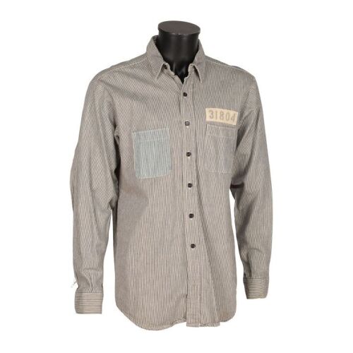 320. Bogs Diamond's (Mark Rolston) Prisoner Shirt ### THE SHAWSHANK REDEMPTION (1994)