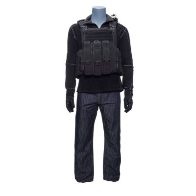 1121. Alejandro Gillick's (Benicio Del Toro) Tactical Costume ### SICARIO: DAY OF THE SOLDADO (2018)