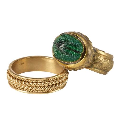 1249. Planet Hollywood Collection: Dickie Greenleaf's (Jude Law) Pair of Rings ### THE TALENTED MR RIPLEY (1999)