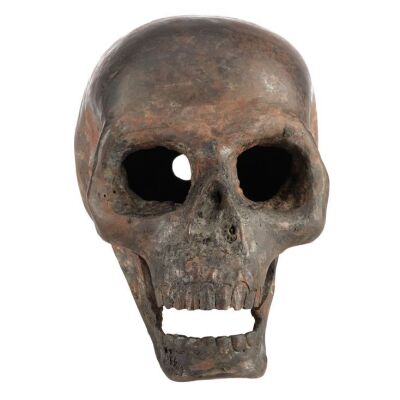 1250. Lillith's (Angie Everheart) Metal Pyro Skull ### TALES FROM THE CRYPT PRESENTS: BORDELLO OF BLOOD (1996)