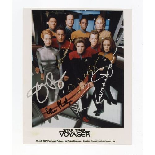 2194. Cast-Autographed Photograph ### STAR TREK: VOYAGER (T.V. SERIES, 1995 - 2001)