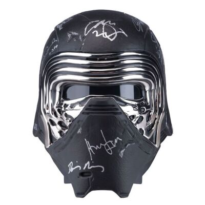 2233. Key Cast-Autographed Black Series Hasbro Kylo Ren Helmet Replica ### STAR WARS: THE FORCE AWAKENS (2015)