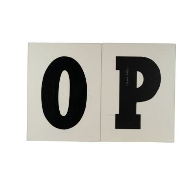 2278. Planet Hollywood Collection: Vanna White-Autographed Letter "P" Sign with "O" Sign and Game Wheel Miniature Board ### WHEEL OF FORTUNE (T.V. SERIES, 1975 - PRESENT)