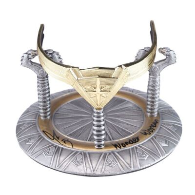 2281. Gal Gadot-Autographed Factory Entertainment Wonder Woman's Tiara Replica ### WONDER WOMAN (2017)