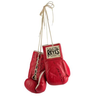 2303. Planet Hollywood Collection: Sugar Ray Leonard-Autographed Boxing Gloves ### SPORTS MEMORABILIA