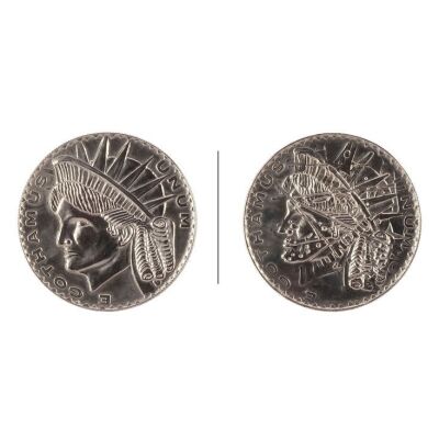 497. Two-Face's (Tommy Lee Jones) Oversized Coin ### BATMAN FOREVER (1995)