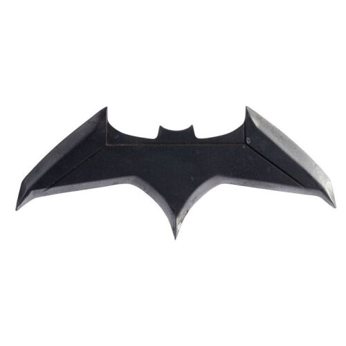 511. Batman's (Ben Affleck) Single-Sided Batarang ### BATMAN V SUPERMAN: DAWN OF JUSTICE (2016)