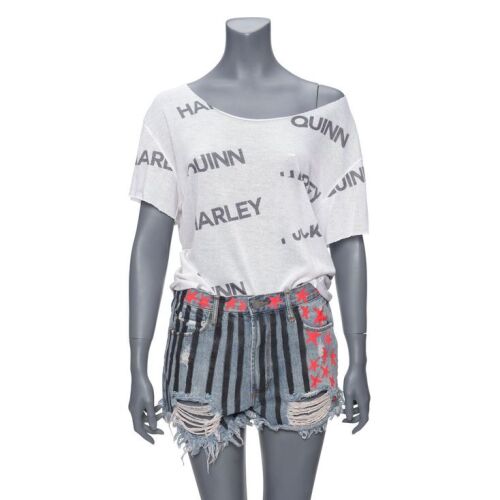 529. Harley Quinn's (Margot Robbie) Costume ### BIRDS OF PREY (AND THE FANTABULOUS EMANCIPATION OF ONE HARLEY QUINN) (2020)