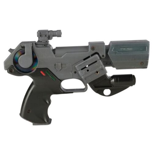 532. Hannibal King's (Ryan Reynolds) Nightstalker Pistol Shroud ### BLADE: TRINITY (2004)