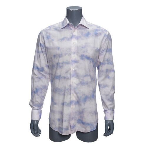 557. Bruce Nolan's (Jim Carrey) Screen-Matched Clouds Shirt ### BRUCE ALMIGHTY (2003)
