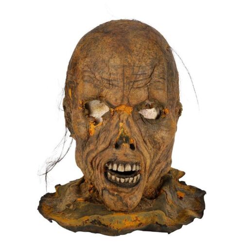 559. Bubba Ho-Tep's (Bob Ivy) Mask ### BUBBA HO-TEP (2002)