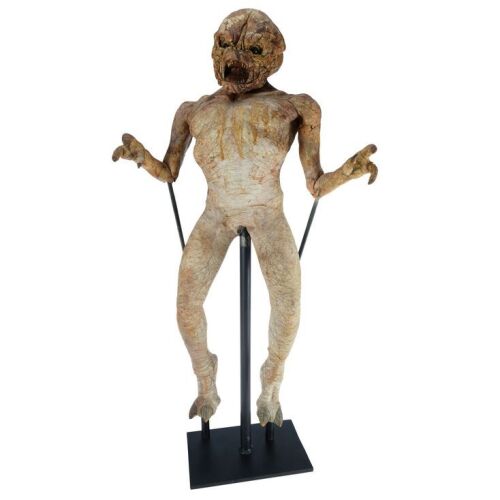 728. Baby Monster Puppet ### FEAST (2005)