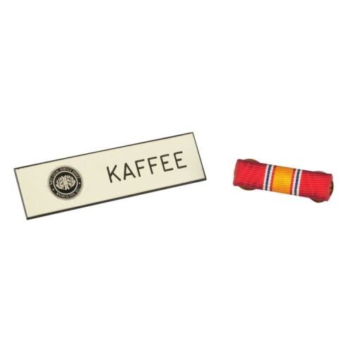 729. Lieutenant Daniel Kaffee's (Tom Cruise) Nameplate and National Defense Service Ribbon ### A FEW GOOD MEN (1992)