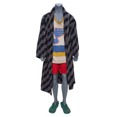 746. Finch Weinberg's (Tom Hanks) Pajama Costume ### FINCH (2021)
