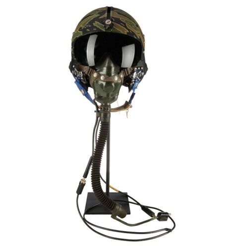 747. Planet Hollywood Collection: Lt. Cmdr. Virgil "Tiger" Cole's (Willem Dafoe) Distressed Flight Helmet with Oxygen Mask ### FLIGHT OF THE INTRUDER (1991)