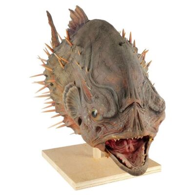 805. "Deep Trouble" Mutant Blowfish Puppet ### GOOSEBUMPS (T.V. SERIES, 1995 - 1998)