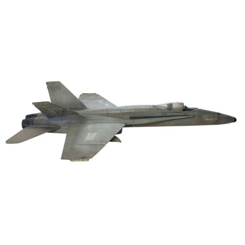 870. Captain Steven Hiller's (Will Smith) F/18 Hornet Model Miniature ### INDEPENDENCE DAY (1996)