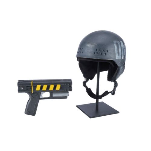 978. #21 Department of Mutant Corrections Helmet and Pistol ### DEADPOOL 2 (2018)