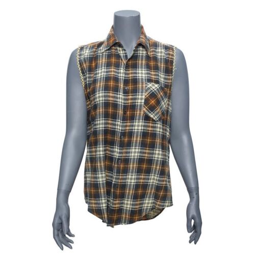 1069. Trudi's (Bronagh Gallagher) Plaid Shirt ### PULP FICTION (1994)
