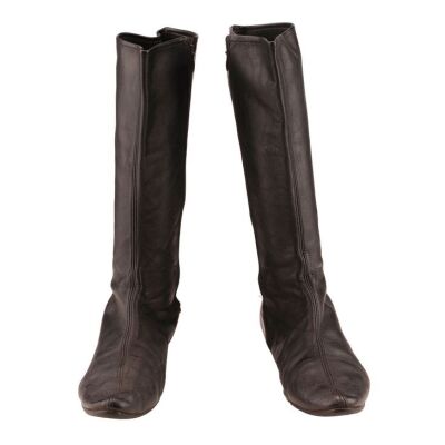 1162. Pair of Women's Starfleet Uniform Boots ### STAR TREK: THE ORIGINAL SERIES (T.V. SERIES, 1966 - 1969)